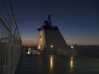 _S089008.jpg